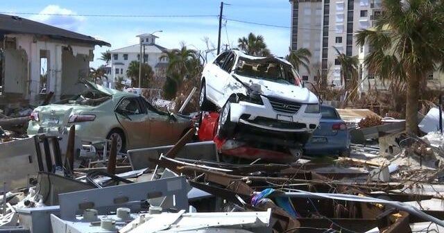 Floridians face insurance battle after Hurricane Ian - CBS News