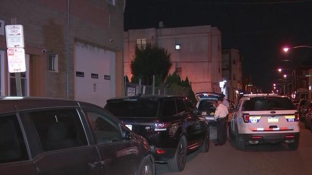 double-shooting-in-south-philadelphia-leaves-victims-hospitalized-police-say.jpg 