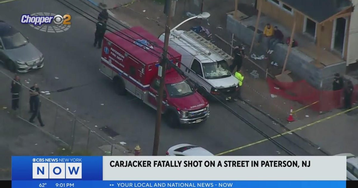 Police Carjacking suspect fatally shot in Paterson CBS New York