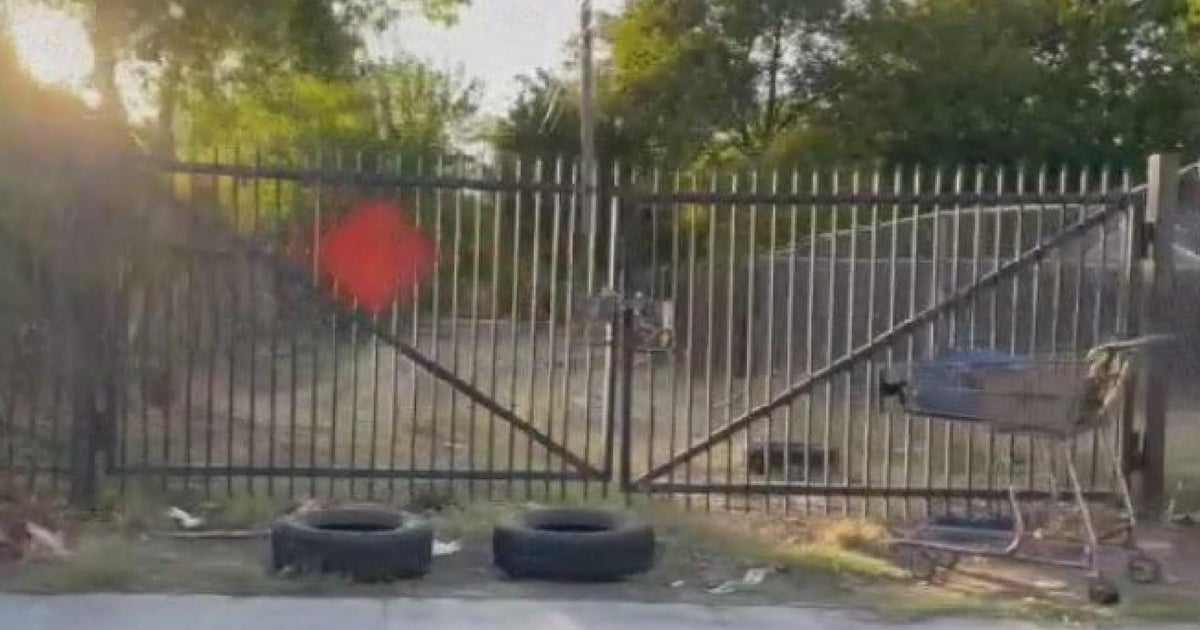 Sacramento city council votes to continue blocking access to some alleys