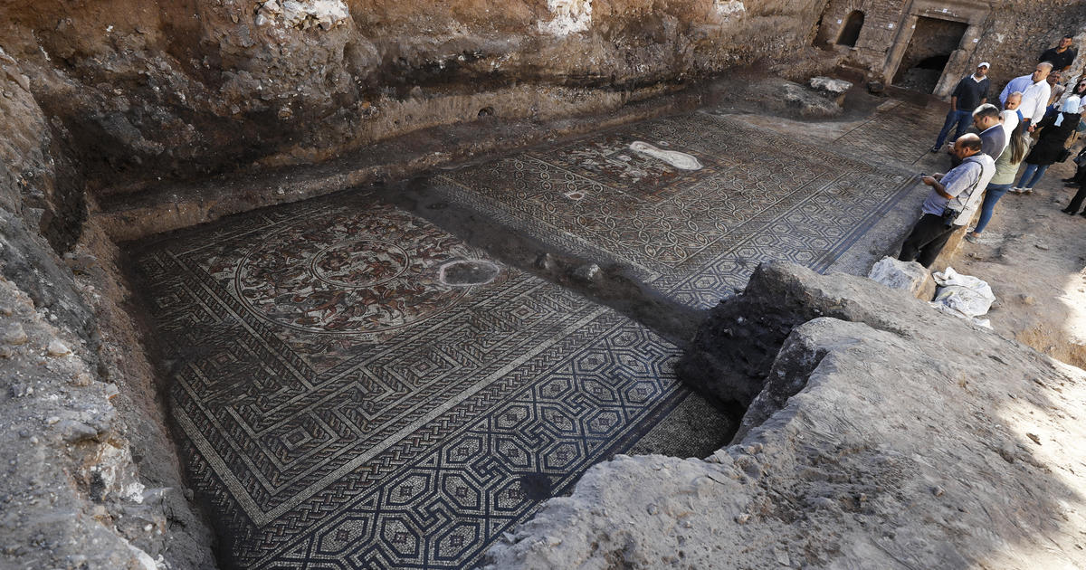 Massive Syrian Roman mosaic shows gods and combat