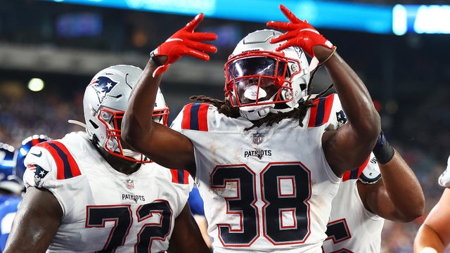 New England Patriots v New York Giants 