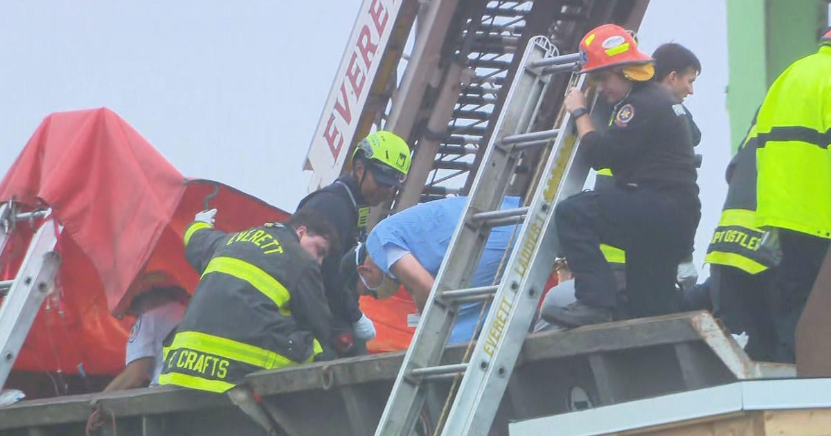 Worker rescued from shredder at Everett scrapyard