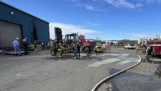 kdka-waterfront-drive-forklift-fire.jpg 