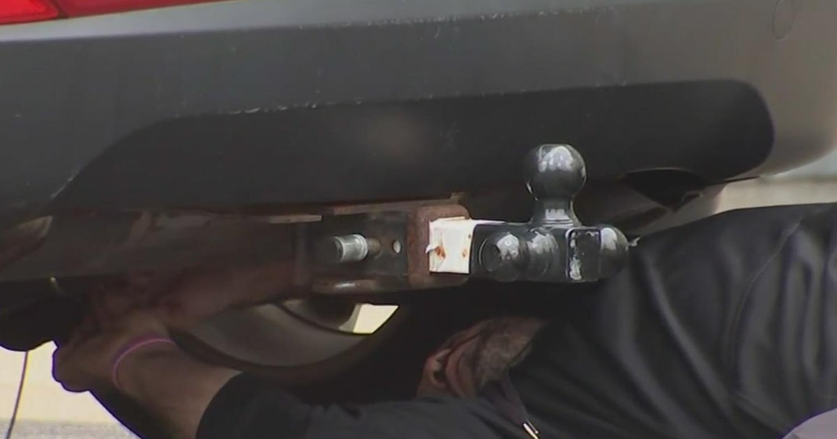 Skokie Police give out catalytic converter alarms to help prevent
