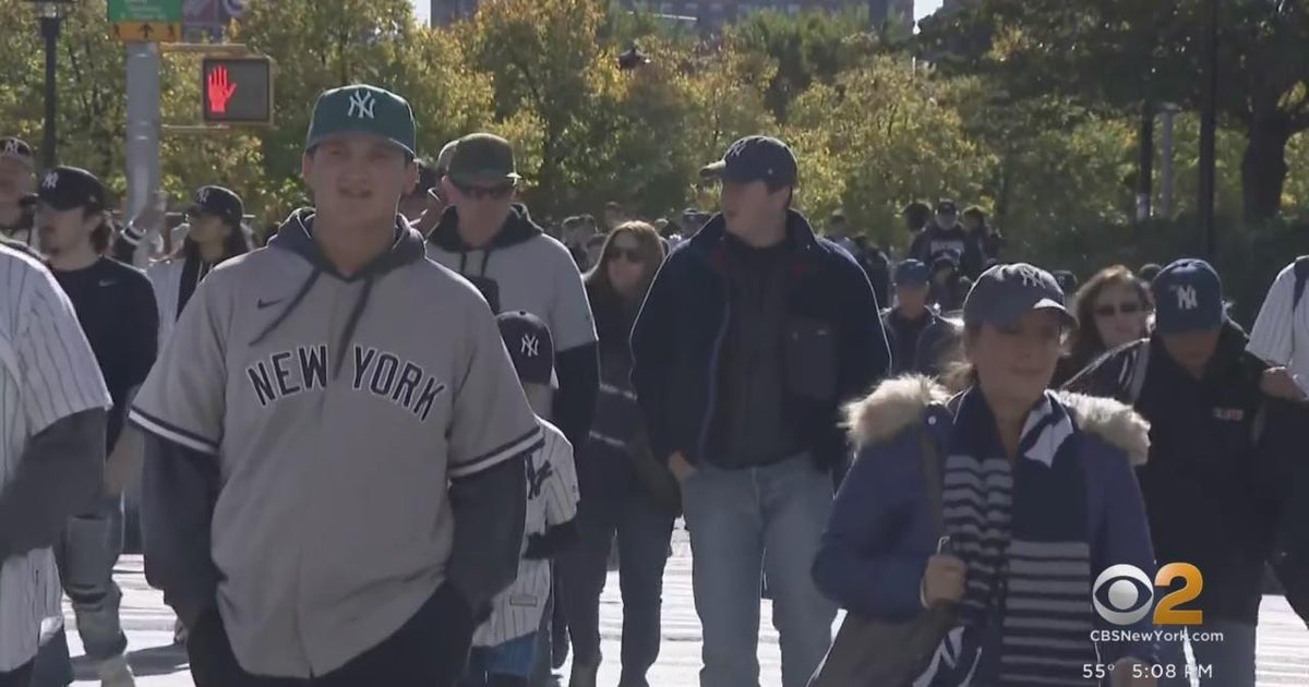 yankee-fans-return-to-yankee-stadium-for-postponed-game-cbs-new-york