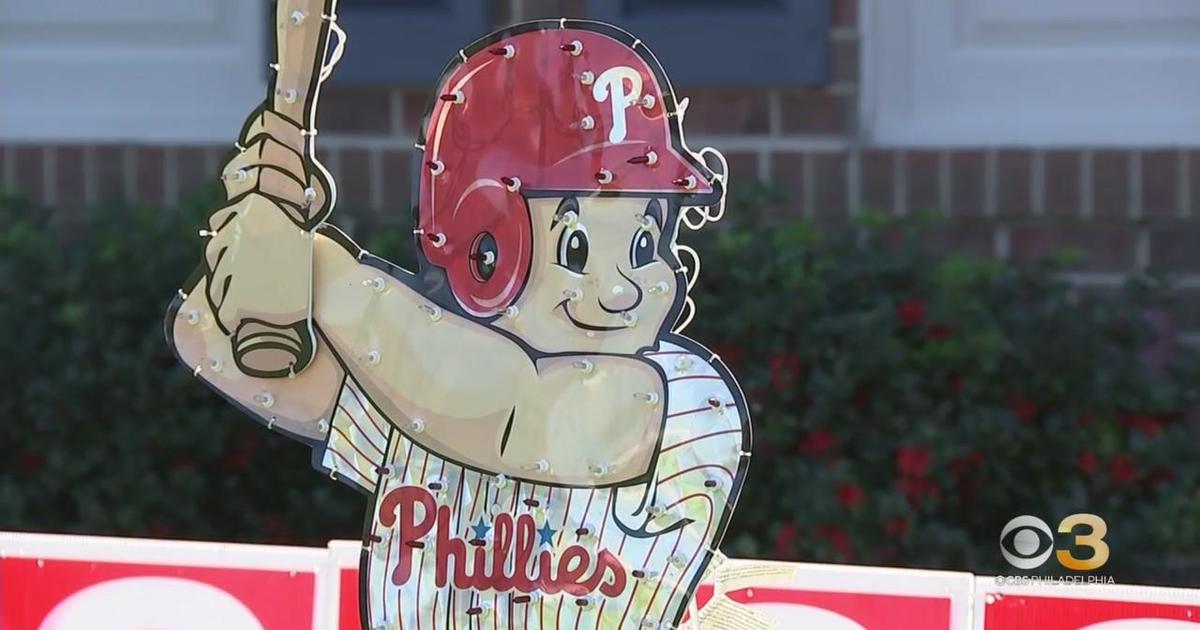 Penn Manor Fans Bummed by Phillies' Loss in World Series – Penn