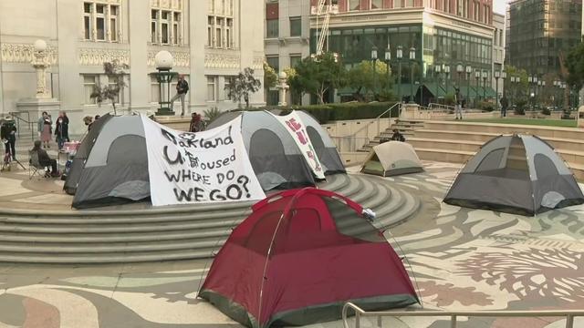 Oakland City Hall homeless protest 