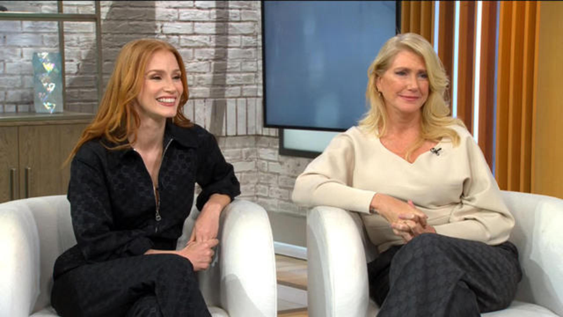1920px x 1080px - Actress Jessica Chastain and nurse Amy Loughren discuss new true-crime film  - CBS News