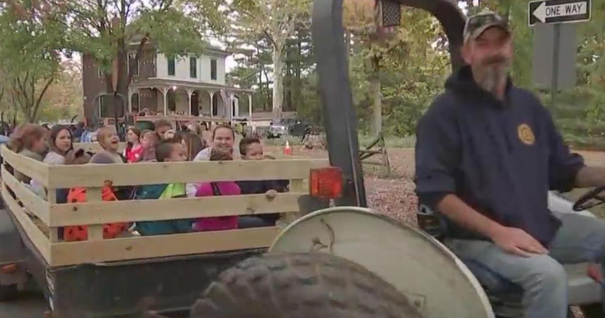 Haunted hayride supports Collingswood High and Middle School CBS