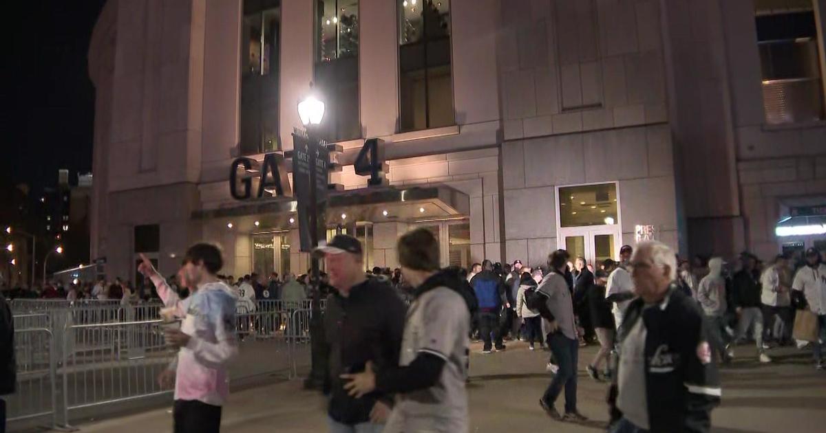 NowThis on X: Let's go! Fans at Yankee Stadium erupted in cheers as this  little girl landed a bottle flip in the bleachers ⚾️   / X