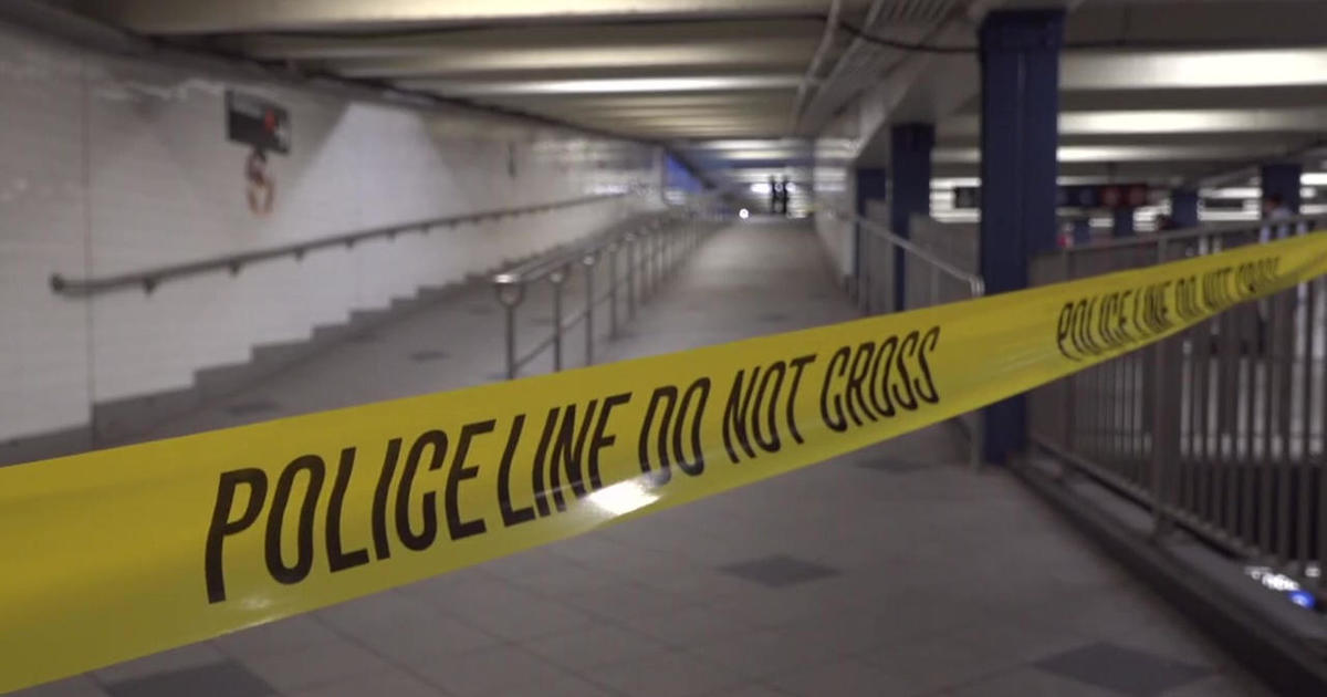 Man dies after being dragged by subway train in New York City