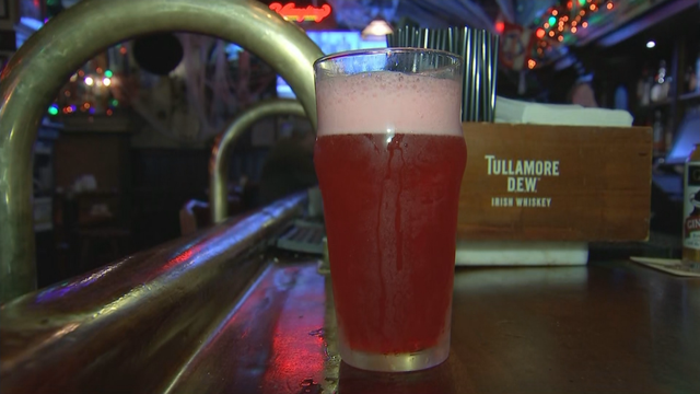 mcgillins-red-beer-raw-102622-frame-8074.png 