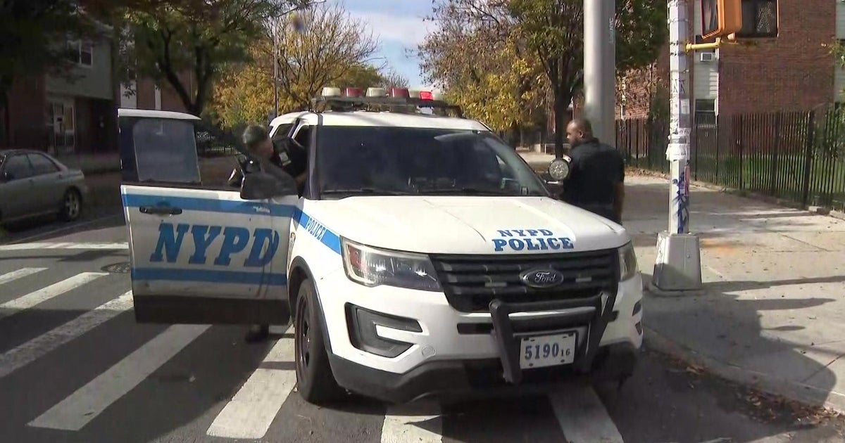 Police: Suspect stabbed one woman, punched another in Brooklyn - CBS ...
