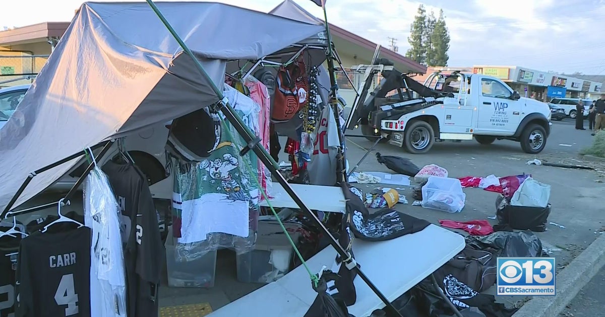 Community comes together as one year passes since death of vendor sisters