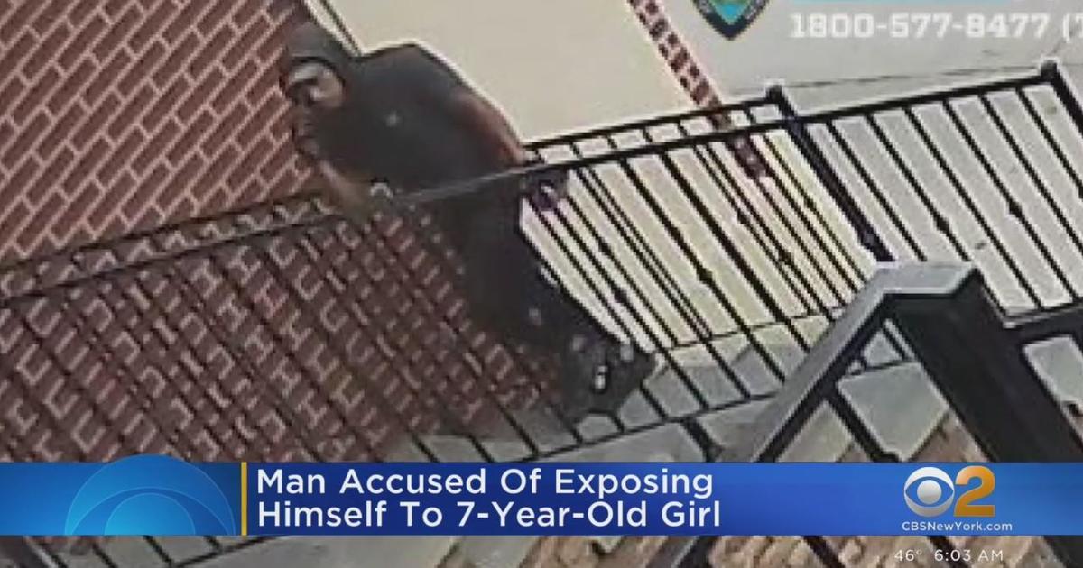 Man Accused Of Exposing Himself To 7 Year Old Girl Cbs New York