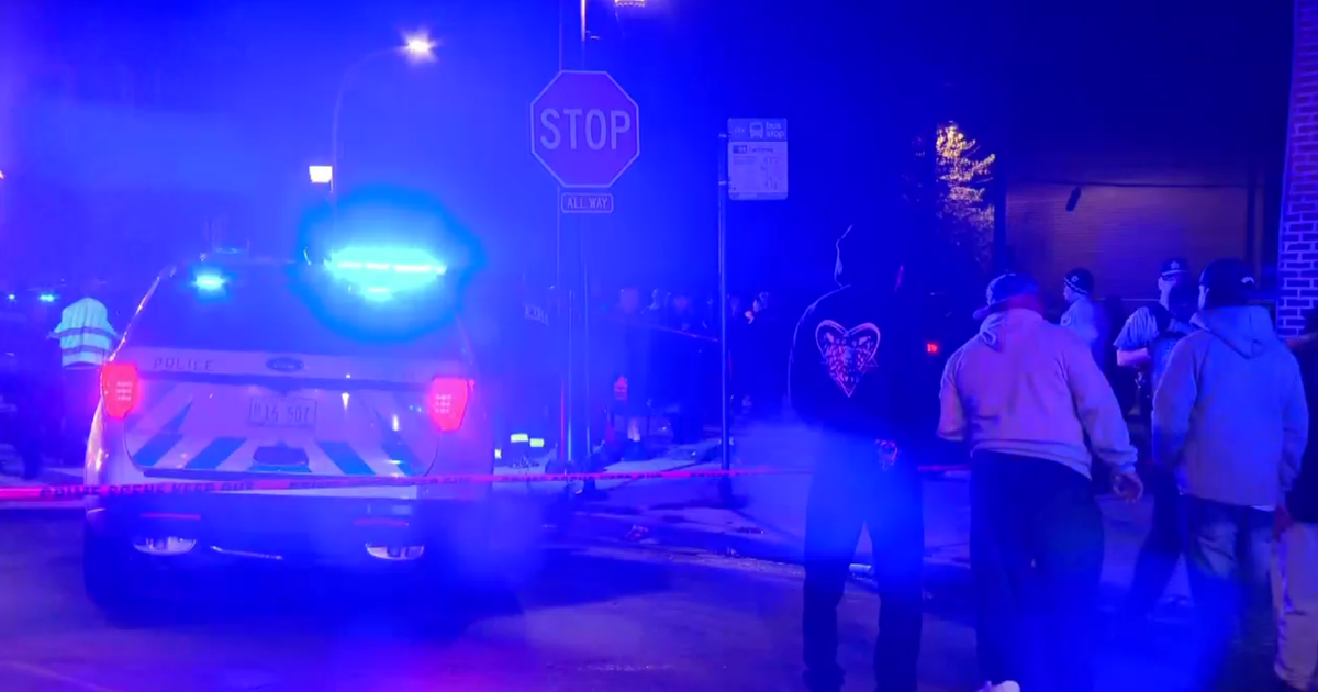 Mass drive-by shooting on Chicago street corner injures 13, including 3 children

 | Media Pyro