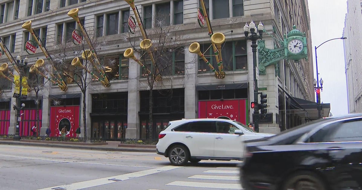 Macy's on State Street reveals its holiday trumpets CBS Chicago