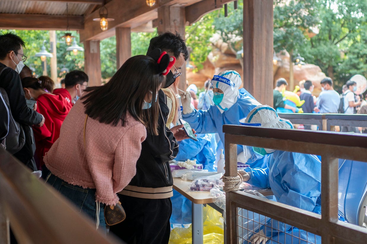 Shanghai Disneyland visitors locked in park for hours, reportedly over