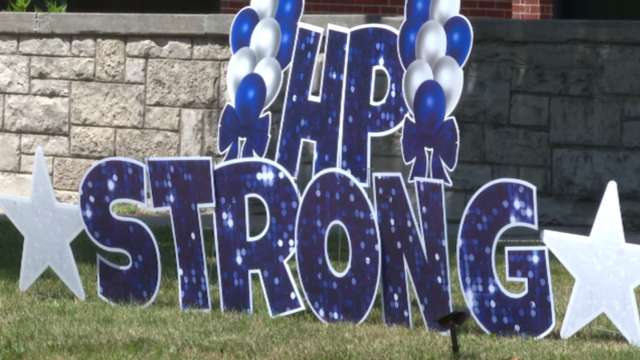 highland-park-strong.png 