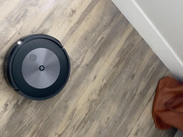 I was a robot vacuum skeptic, then I tried the iRobot Roomba j7+