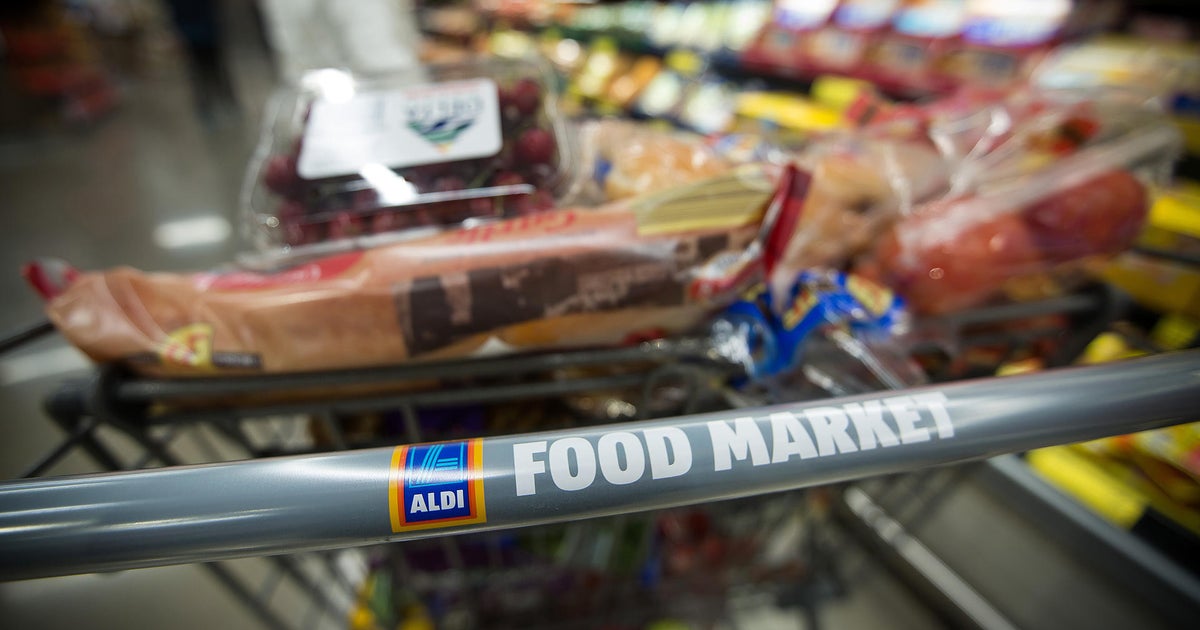 Aldi cutting prices on "Thanksgiving favorites" to 2019 levels CBS Boston