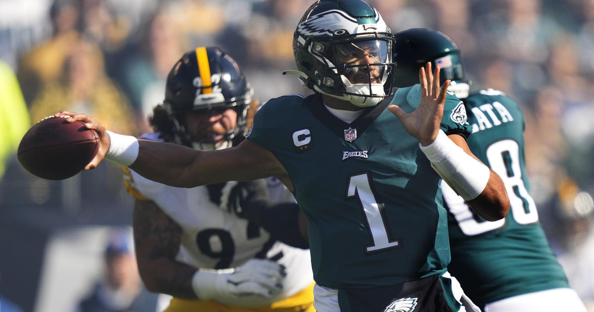 Jalen Hurts, Eagles beat Texans for their first 8-0 start - The Boston Globe