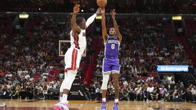 Sacramento Kings v Miami Heat 