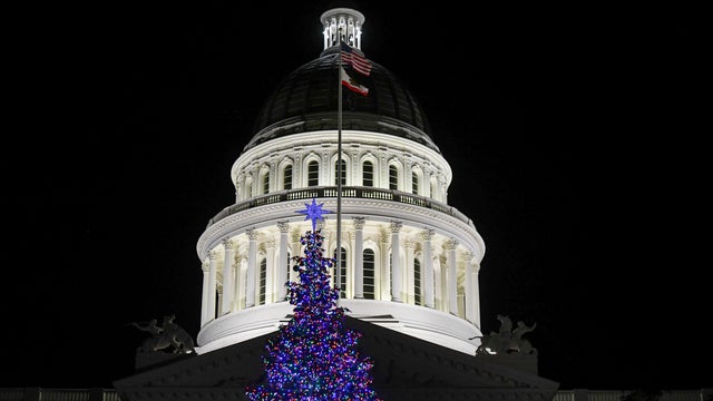 Sacramento Celebrates The Holiday Season 
