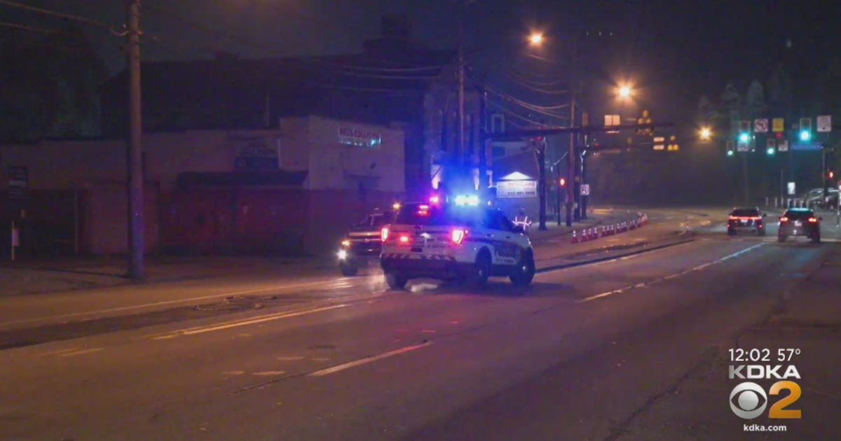 Construction flagger hit by driver who fled scene - CBS Pittsburgh