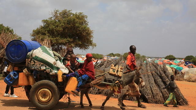 cbsn-fusion-somalia-facing-widespread-famine-during-worst-drought-in-40-years-thumbnail-1435875-640x360.jpg 