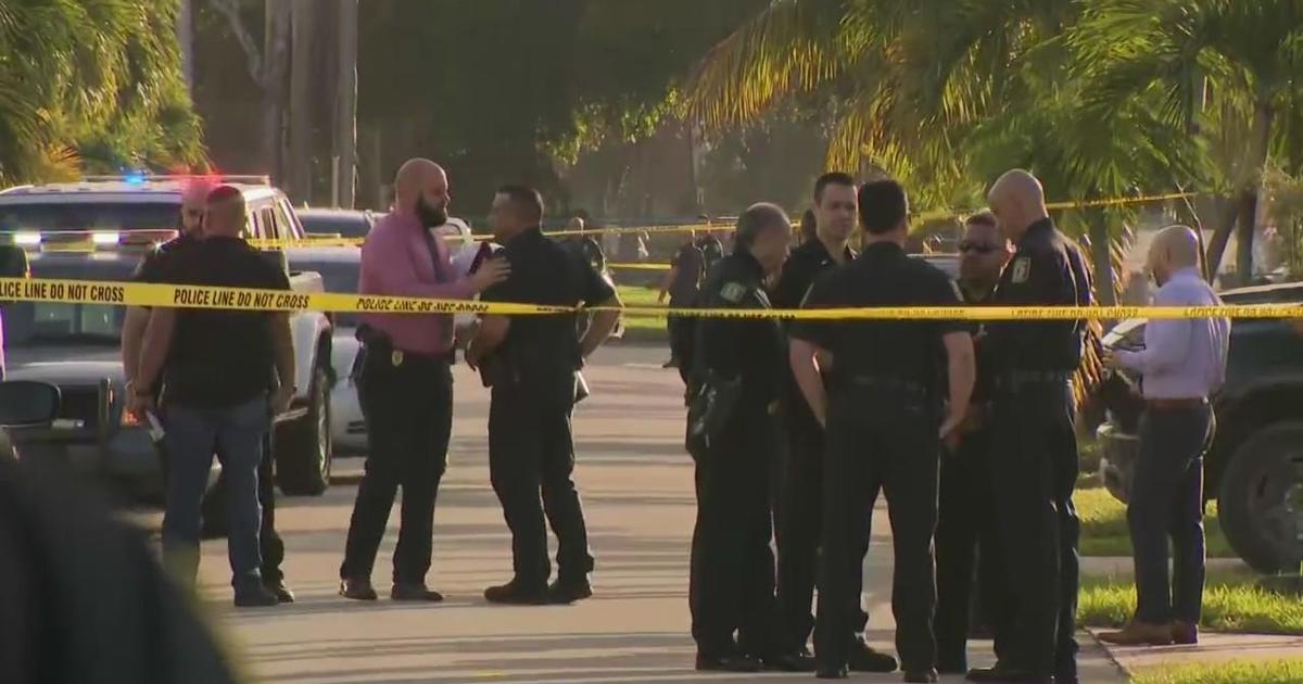 Miami-Dade police officer shot during domestic dispute - CBS Miami