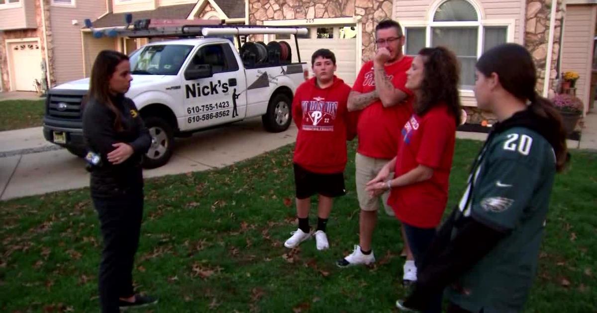 Phillies fans form long lines to purchase World Series gear - CBS  Philadelphia