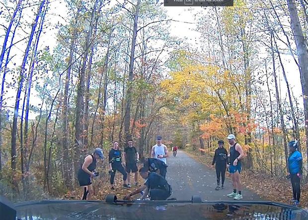 Georgia police officer revives runner after performing CPR for more than 10 minutes 