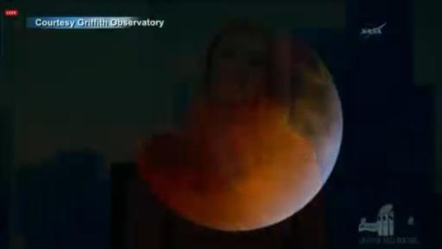 Total lunar eclipse takes place early Tuesday morning 