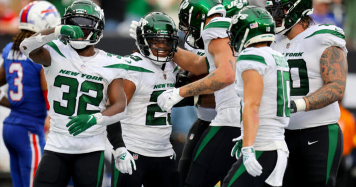 New York Jets deliver stunning win against Buffalo Bills, and more NFL