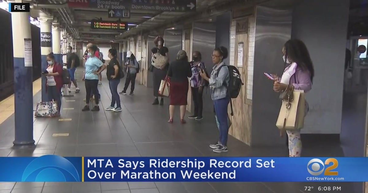 MTA says subway ridership record set over NYC Marathon weekend - CBS ...