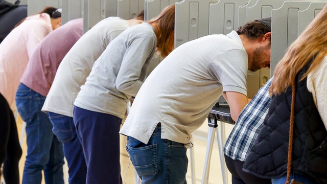 Americans Head To The Polls To Vote In The 2022 Midterm Elections 