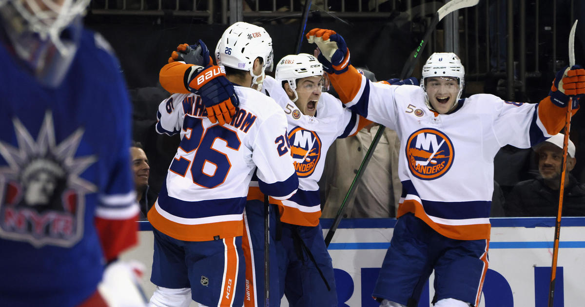 Islanders join Rangers, Devils, Knicks, Nets in playoffs to mark rare feat  for New York-area sports teams 