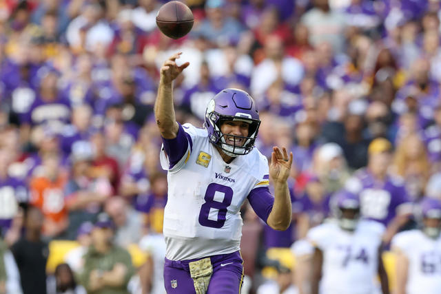 Confident Vikings thriving behind letting-it-loose Cousins