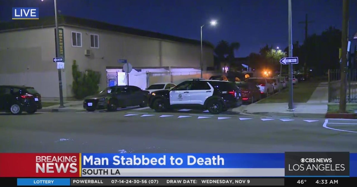 Man stabbed to death in South LA - CBS Los Angeles