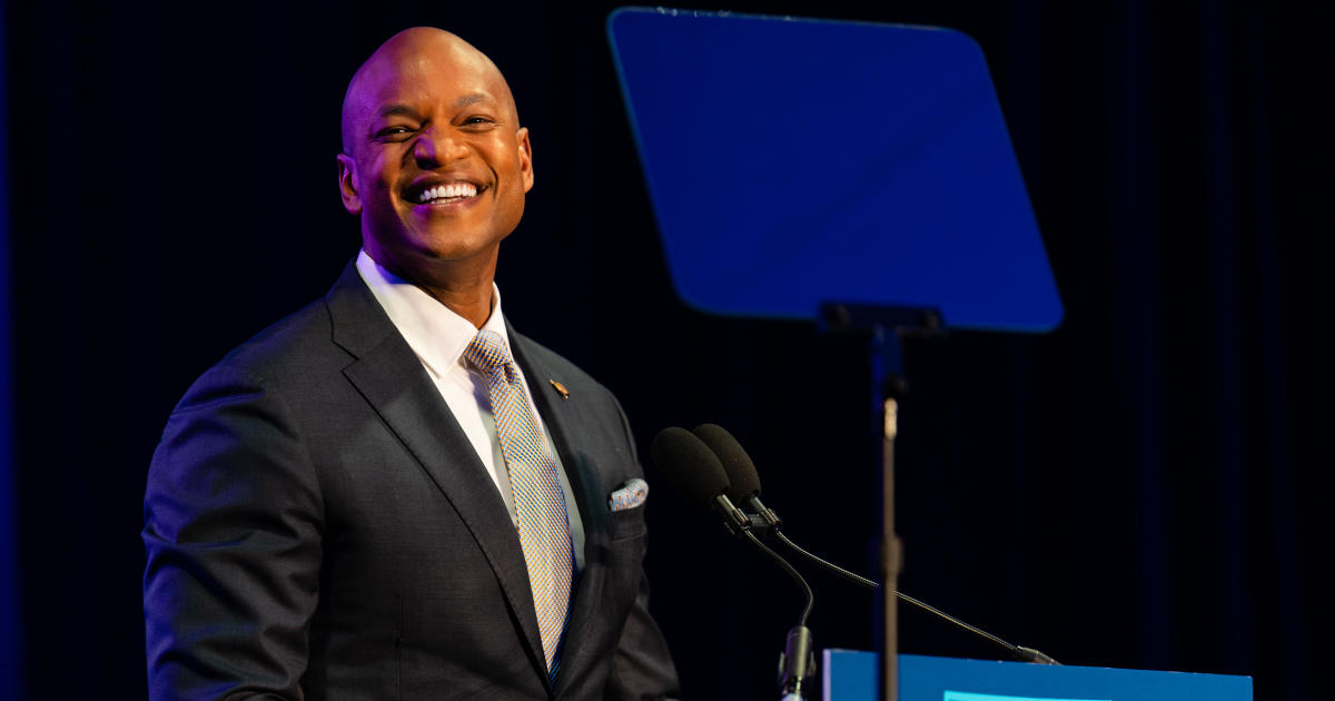 Maryland Gov. Wes Moore a 'guest splasher' during Orioles' Sunday night  game - CBS Baltimore