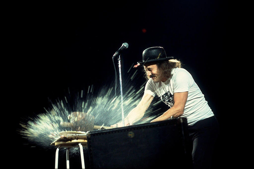 Gallagher, comedian known for watermelonsmashing routine, dead at 76