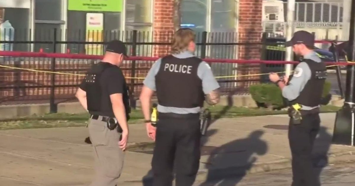 Man dies after triple Chicago shooting in Princeton Park CBS Chicago