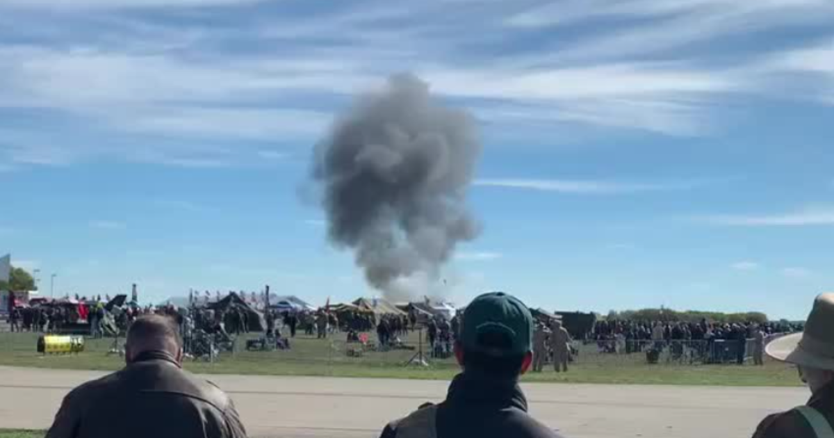 Two World War II airplanes collide and crash during Wings Over Dallas air show