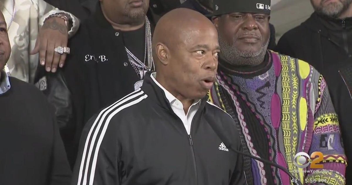 NYC plans yearlong celebration of hip hop - CBS New York