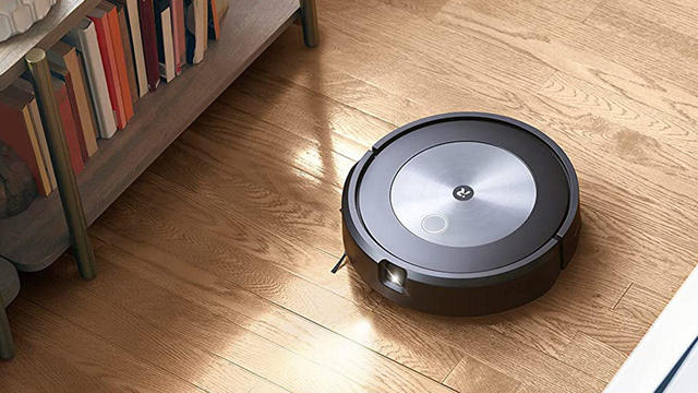 Ultimate Cleaning Convenience: Exploring iRobot's Roomba Combo Vacuum-and-Mop Innovation
