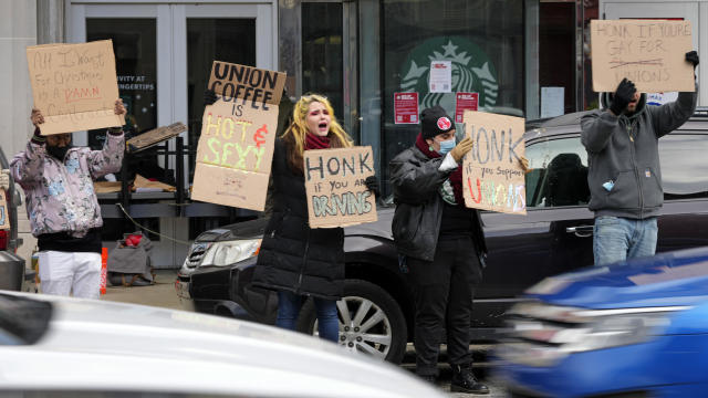 Starbucks-Executive-Labor 