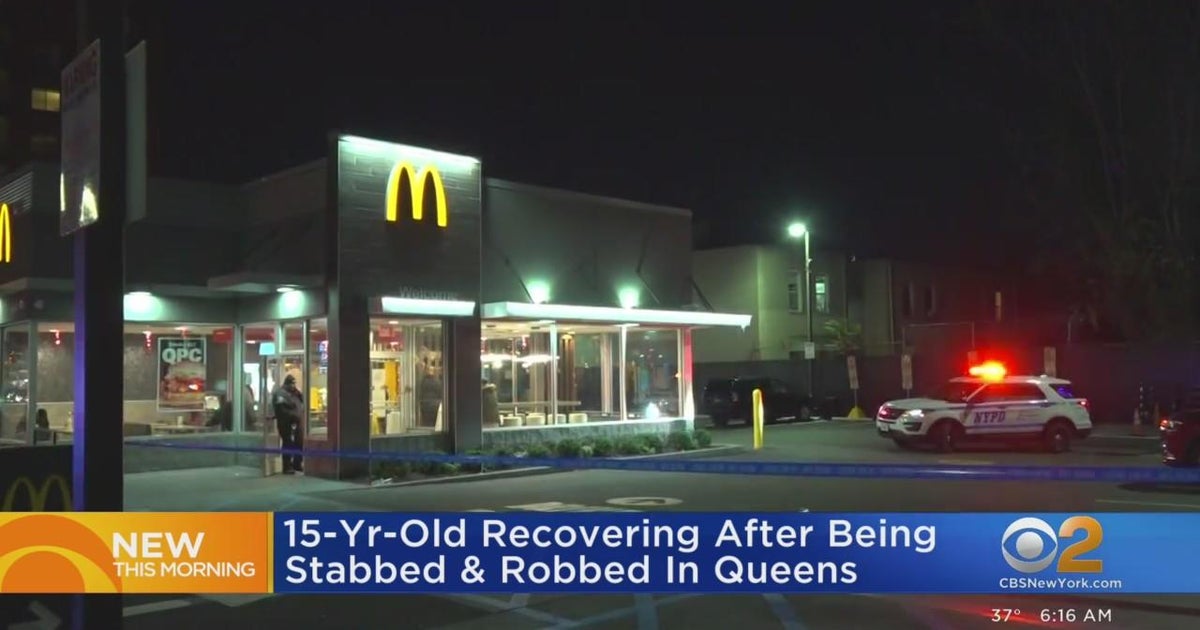 Teen stabbed outside Queens McDonald's CBS New York