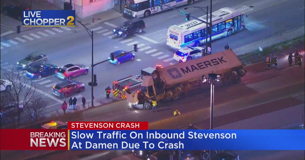 Car crash slows inbound traffic on I55 near Damen CBS Chicago